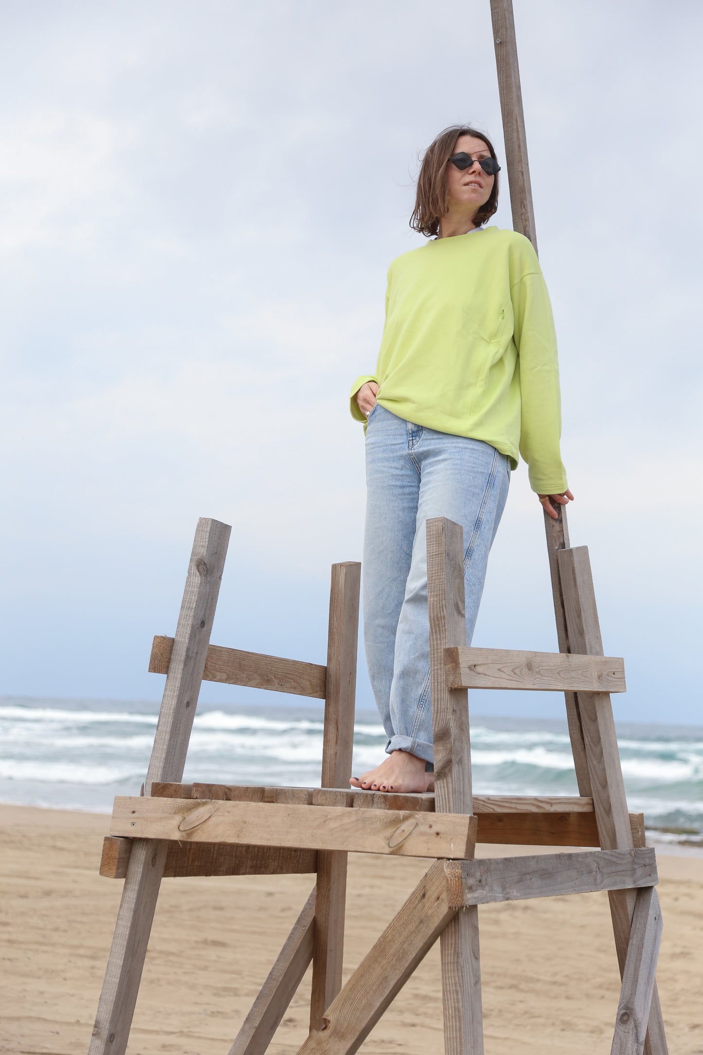 Lime - long sleeve with vertical zippers for easy breastfeeding experience.